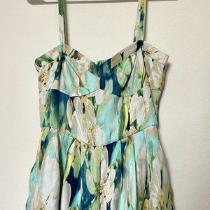 Urban Outfitters BB Dakota Floral Silky Romper Size 6